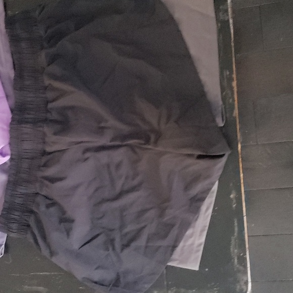 NWT set of 2 gymshark lined shorts - Picture 5 of 5